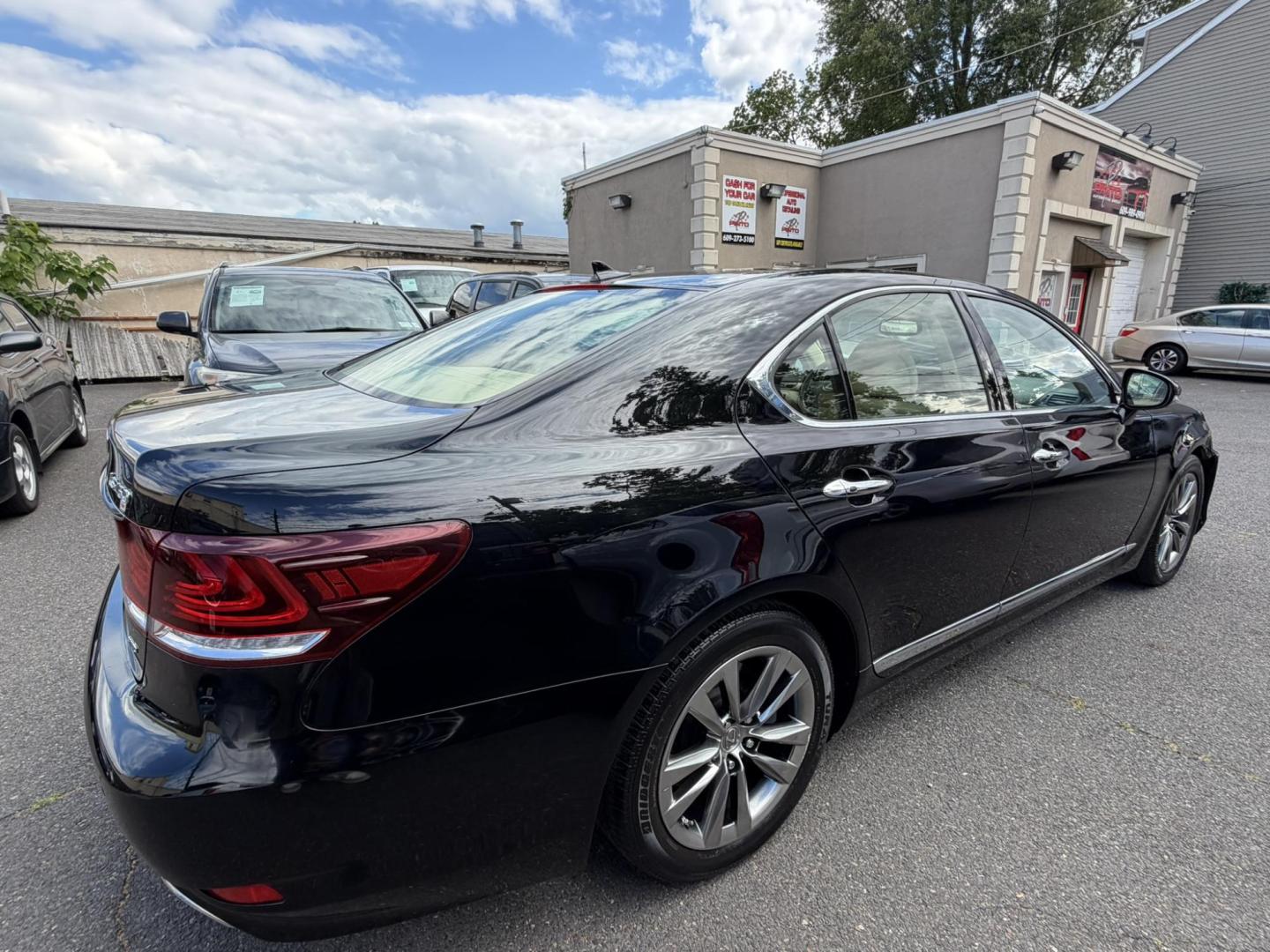 2013 BLACK /Tan Leather Lexus LS 460 Luxury Sedan AWD (JTHCL5EF2D5) with an 4.6L V8 DOHC 32V engine, 8-Speed Automatic transmission, located at 1018 Brunswick Ave, Trenton, NJ, 08638, (609) 989-0900, 40.240086, -74.748085 - Wow, this 1 owner Black Beauty is so clean and nice! Serviced up and ready to go with under 80k pampered miles! A must see and drive to appreciate, Call Anthony to set up an appt. 609-273-5100. Financing available! - Photo#8