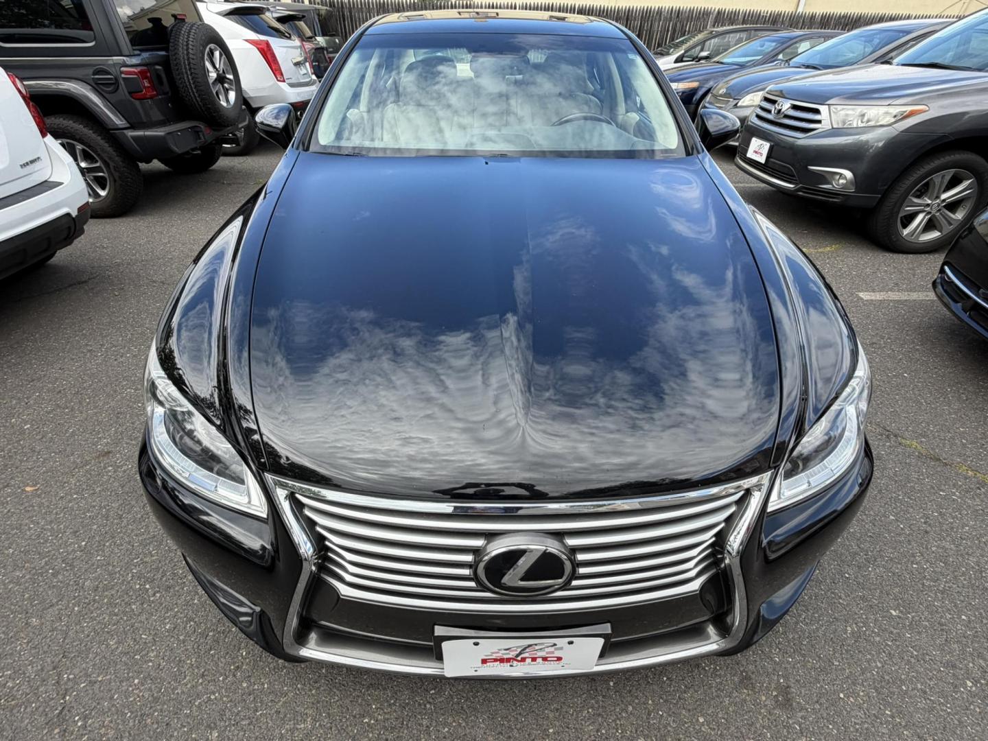 2013 BLACK /Tan Leather Lexus LS 460 Luxury Sedan AWD (JTHCL5EF2D5) with an 4.6L V8 DOHC 32V engine, 8-Speed Automatic transmission, located at 1018 Brunswick Ave, Trenton, NJ, 08638, (609) 989-0900, 40.240086, -74.748085 - Wow, this 1 owner Black Beauty is so clean and nice! Serviced up and ready to go with under 80k pampered miles! A must see and drive to appreciate, Call Anthony to set up an appt. 609-273-5100. Financing available! - Photo#15