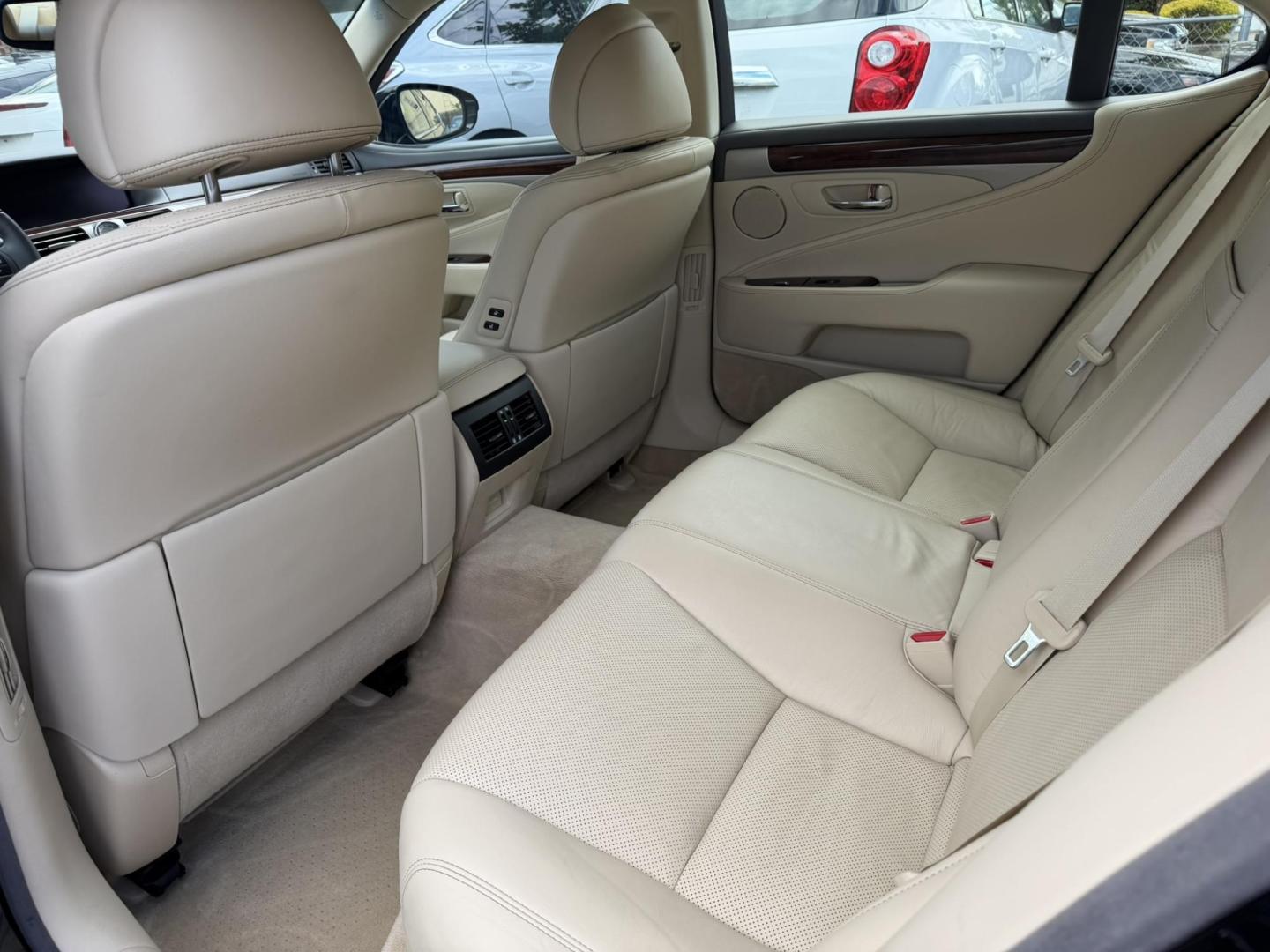 2013 BLACK /Tan Leather Lexus LS 460 Luxury Sedan AWD (JTHCL5EF2D5) with an 4.6L V8 DOHC 32V engine, 8-Speed Automatic transmission, located at 1018 Brunswick Ave, Trenton, NJ, 08638, (609) 989-0900, 40.240086, -74.748085 - Wow, this 1 owner Black Beauty is so clean and nice! Serviced up and ready to go with under 80k pampered miles! A must see and drive to appreciate, Call Anthony to set up an appt. 609-273-5100. Financing available! - Photo#23