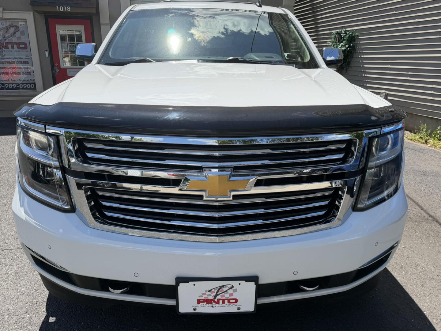 2015 White /Tan Chevrolet Tahoe LTZ 4WD (1GNSKCKC6FR) with an 5.3L V8 OHV 16V engine, 6-Speed Automatic transmission, located at 1018 Brunswick Ave, Trenton, NJ, 08638, (609) 989-0900, 40.240086, -74.748085 - Photo#7
