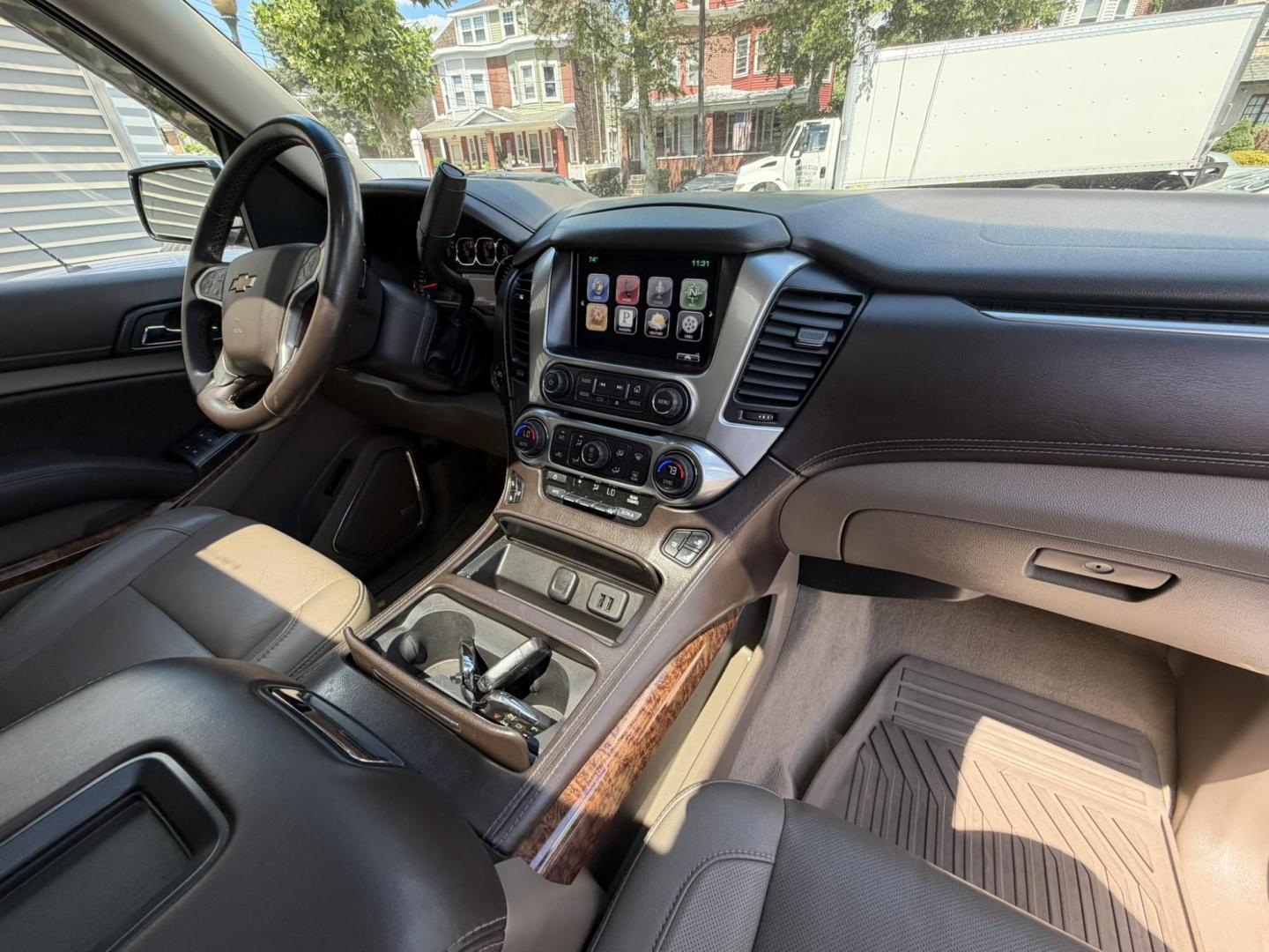 2015 White /Tan Chevrolet Tahoe LTZ 4WD (1GNSKCKC6FR) with an 5.3L V8 OHV 16V engine, 6-Speed Automatic transmission, located at 1018 Brunswick Ave, Trenton, NJ, 08638, (609) 989-0900, 40.240086, -74.748085 - Photo#16