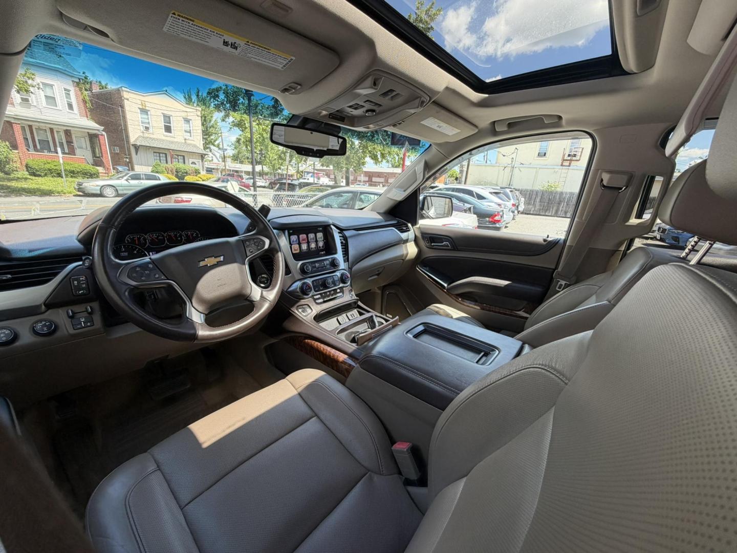 2015 White /Tan Chevrolet Tahoe LTZ 4WD (1GNSKCKC6FR) with an 5.3L V8 OHV 16V engine, 6-Speed Automatic transmission, located at 1018 Brunswick Ave, Trenton, NJ, 08638, (609) 989-0900, 40.240086, -74.748085 - Photo#33