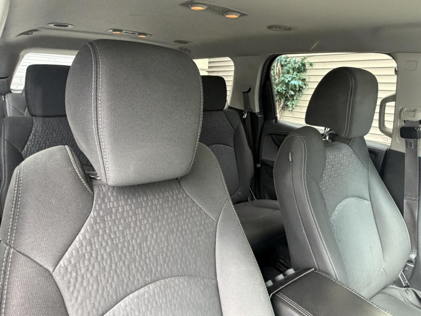 2015 GRAY /Black/gray GMC Acadia SLE-2 FWD (1GKKRPKD6FJ) with an 3.6L V6 DOHC 24V engine, 6-Speed Automatic transmission, located at 1018 Brunswick Ave, Trenton, NJ, 08638, (609) 989-0900, 40.240086, -74.748085 - This GMC is ready to go! Just serviced and detailed for the next owner. Sharp looking Acadia and must see and drive to appreciate. Call Anthony to set up an appointment, 609-273-5100 - Photo#27