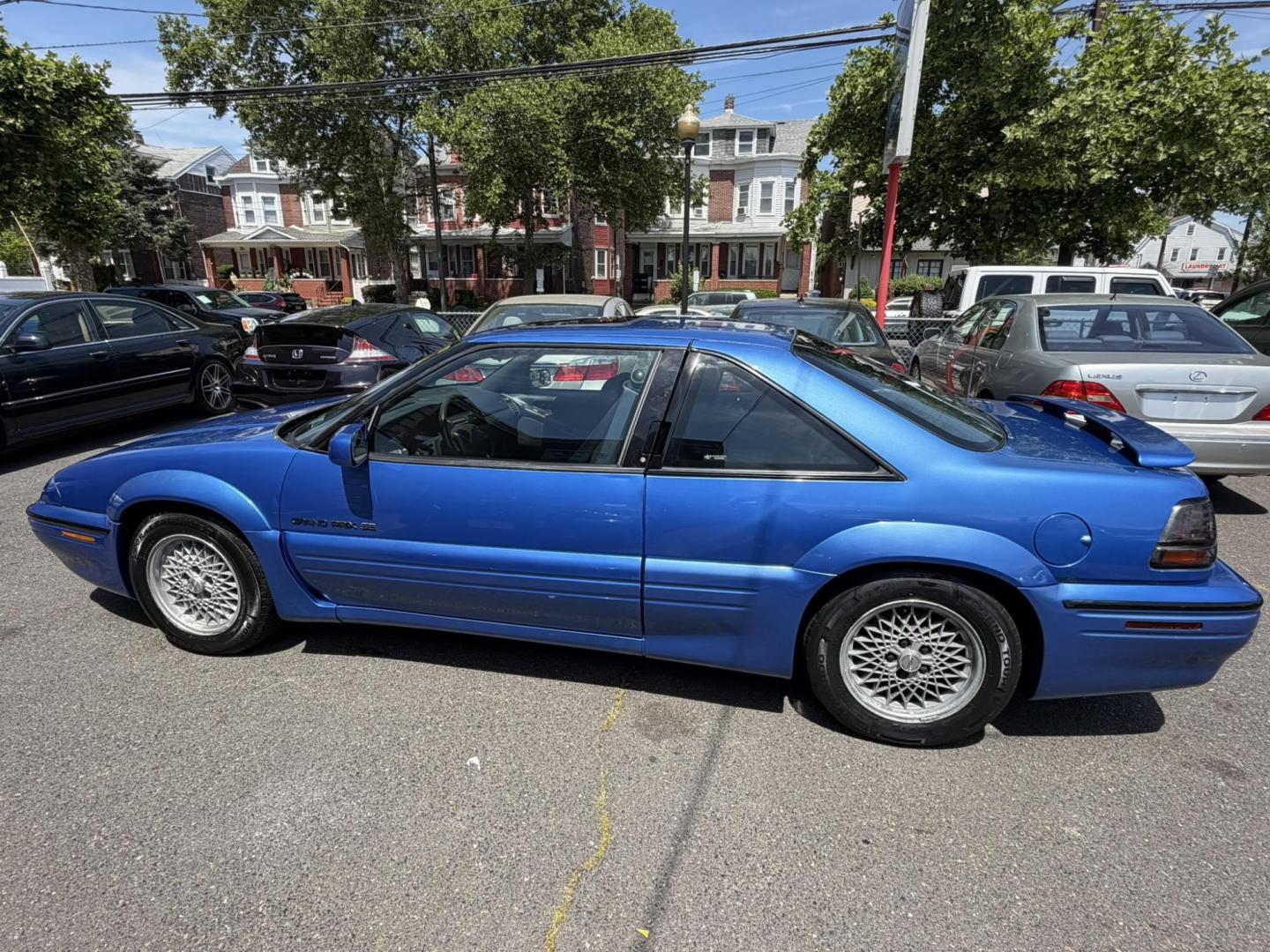 1994 BLUE /Gray Leather Pontiac Grand Prix SE coupe (1G2WJ12M0RF) with an 3.1L V6 OHV 12V engine, 4-Speed Automatic Overdrive transmission, located at 1018 Brunswick Ave, Trenton, NJ, 08638, (609) 989-0900, 40.240086, -74.748085 - Look at this Blast from the past! This Grand Prix is in amazing condition and ready for the next Pontiac enthusiast to come take her away!! Recently serviced and ready to go, Call Anthony to set up appt. to see this rare vehicle.609-273-5100.- Photo#1