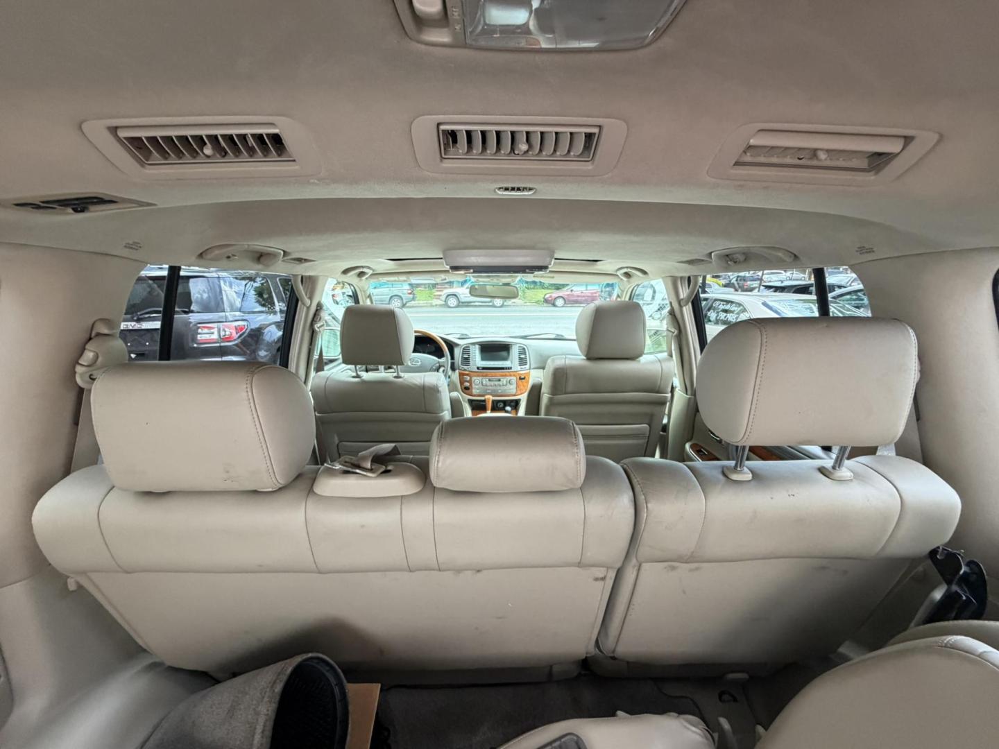 2004 White /Tan Leather Lexus LX 470 Sport Utility (JTJHT00W043) with an 4.7L V8 DOHC 32V engine, 5-Speed Automatic Overdrive transmission, located at 1018 Brunswick Ave, Trenton, NJ, 08638, (609) 989-0900, 40.240086, -74.748085 - Here is a really Rare 1 owner Lexus SUV! Freshly detailed and serviced and ready for another 100k or more miles! Lots of consistent service history on this LX470! Please call Anthony to set an appt. as this will not last long on the lot! 609-273-5100- Photo#26