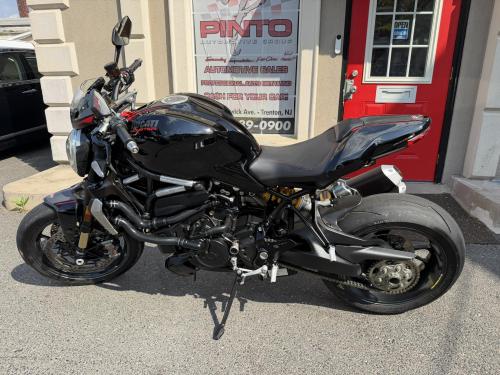 2017 Ducati Monster 1200 R -