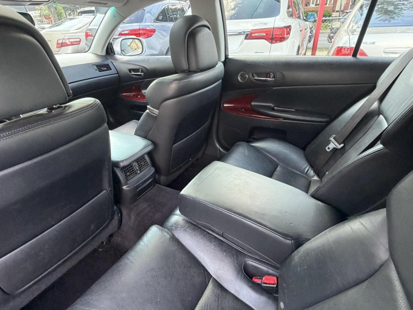 2010 SILVER /Black/gray Lexus GS GS 350 AWD (JTHCE1KS1A0) with an 3.5L V6 DOHC 24V engine, 6-Speed Automatic transmission, located at 1018 Brunswick Ave, Trenton, NJ, 08638, (609) 989-0900, 40.240086, -74.748085- Photo#17