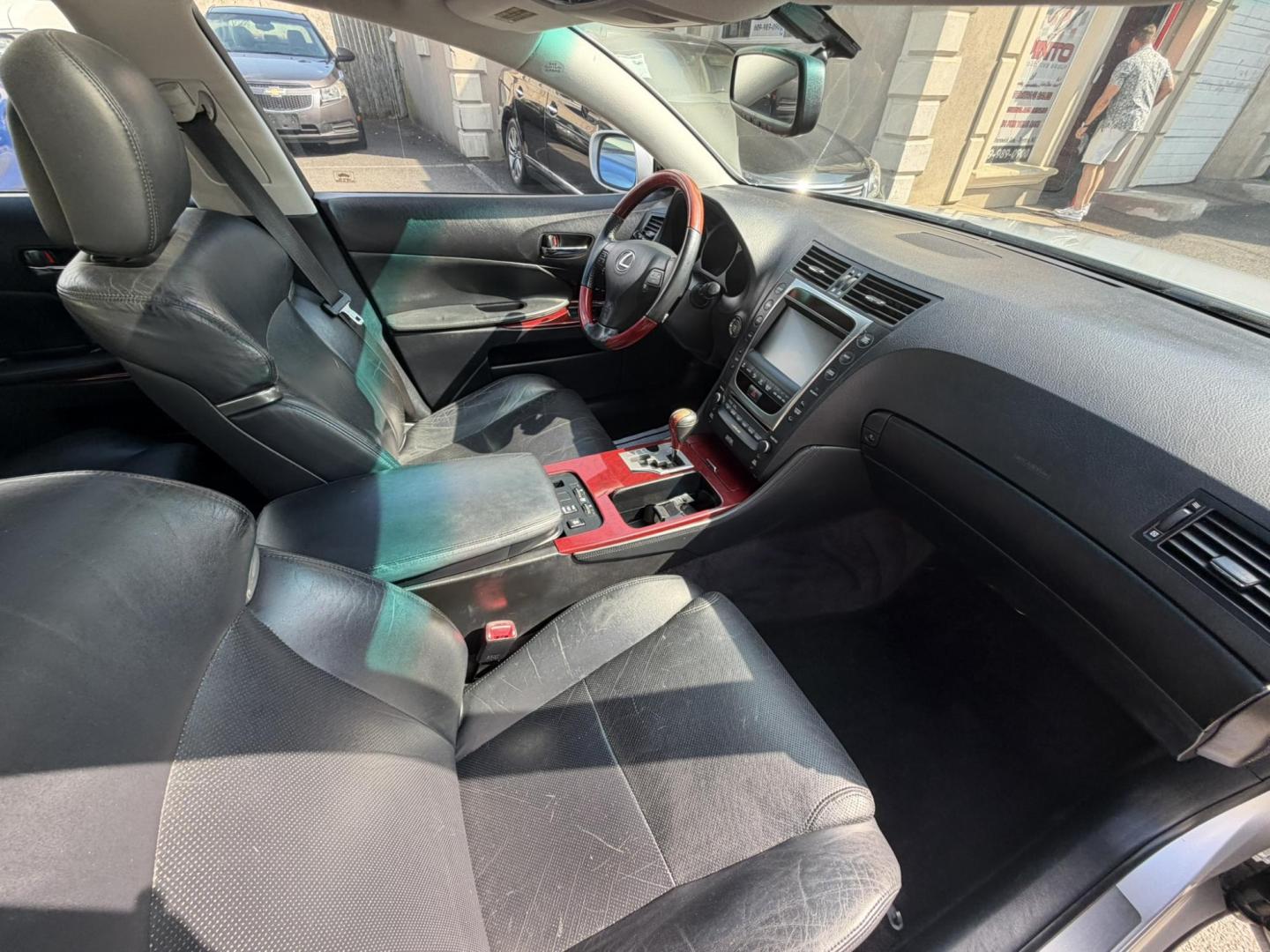 2010 SILVER /Black/gray Lexus GS GS 350 AWD (JTHCE1KS1A0) with an 3.5L V6 DOHC 24V engine, 6-Speed Automatic transmission, located at 1018 Brunswick Ave, Trenton, NJ, 08638, (609) 989-0900, 40.240086, -74.748085- Photo#23