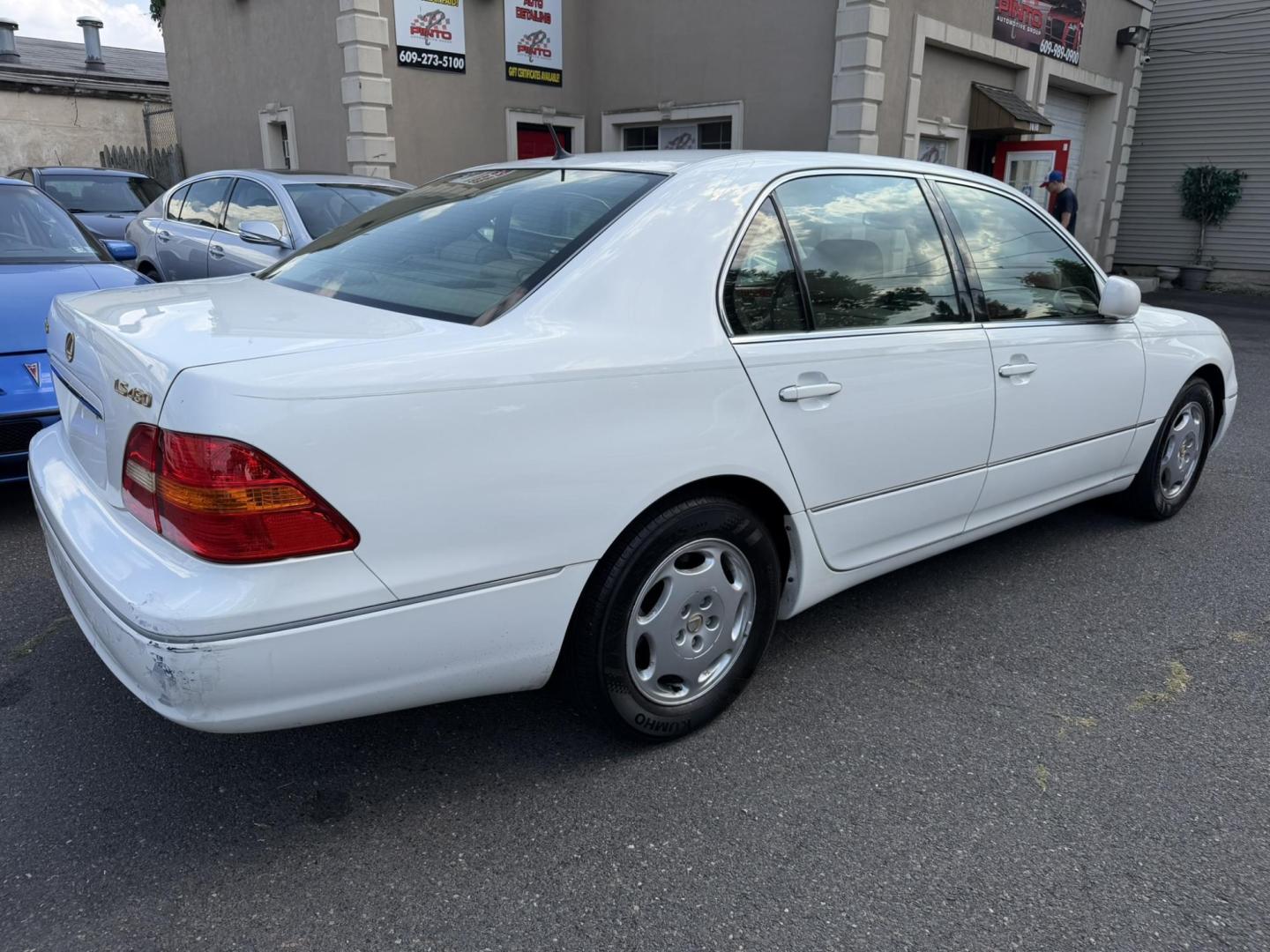 2001 White /beige Lexus LS 430 Sedan (JTHBN30F610) with an 4.3L V8 DOHC 32V engine, 5-Speed Automatic Overdrive transmission, located at 1018 Brunswick Ave, Trenton, NJ, 08638, (609) 989-0900, 40.240086, -74.748085 - Here is an old school Lexus LS that still runs and drives like new! Serviced up and ready to go for another 100k miles! Please call Anthony to set up appt. to see and drive 609-273-5100 - Photo#6
