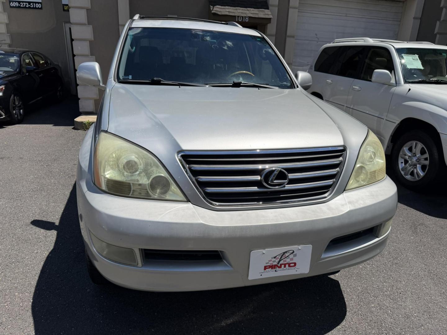2005 SILVER /Gray Leather Lexus GX 470 Sport Utility (JTJBT20X350) with an 4.7L V8 DOHC 32V engine, 5-Speed Automatic Overdrive transmission, located at 1018 Brunswick Ave, Trenton, NJ, 08638, (609) 989-0900, 40.240086, -74.748085 - A real nice 1 owner Lexus GX that has been well maintained since new! Recently serviced and detailed and ready to go. This one will not last long at all. Please call Anthony to set up an appointment 609-273-5100- Photo#9