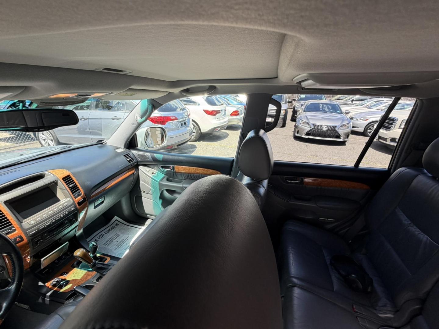2005 SILVER /Gray Leather Lexus GX 470 Sport Utility (JTJBT20X350) with an 4.7L V8 DOHC 32V engine, 5-Speed Automatic Overdrive transmission, located at 1018 Brunswick Ave, Trenton, NJ, 08638, (609) 989-0900, 40.240086, -74.748085 - A real nice 1 owner Lexus GX that has been well maintained since new! Recently serviced and detailed and ready to go. This one will not last long at all. Please call Anthony to set up an appointment 609-273-5100- Photo#29