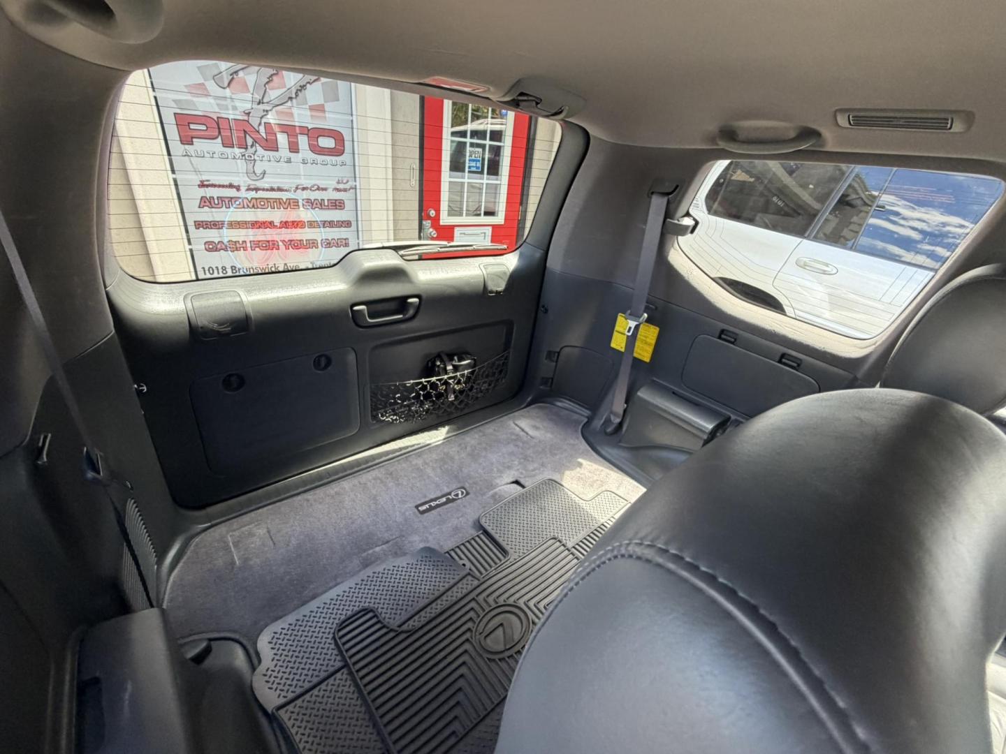2005 SILVER /Gray Leather Lexus GX 470 Sport Utility (JTJBT20X350) with an 4.7L V8 DOHC 32V engine, 5-Speed Automatic Overdrive transmission, located at 1018 Brunswick Ave, Trenton, NJ, 08638, (609) 989-0900, 40.240086, -74.748085 - A real nice 1 owner Lexus GX that has been well maintained since new! Recently serviced and detailed and ready to go. This one will not last long at all. Please call Anthony to set up an appointment 609-273-5100- Photo#34