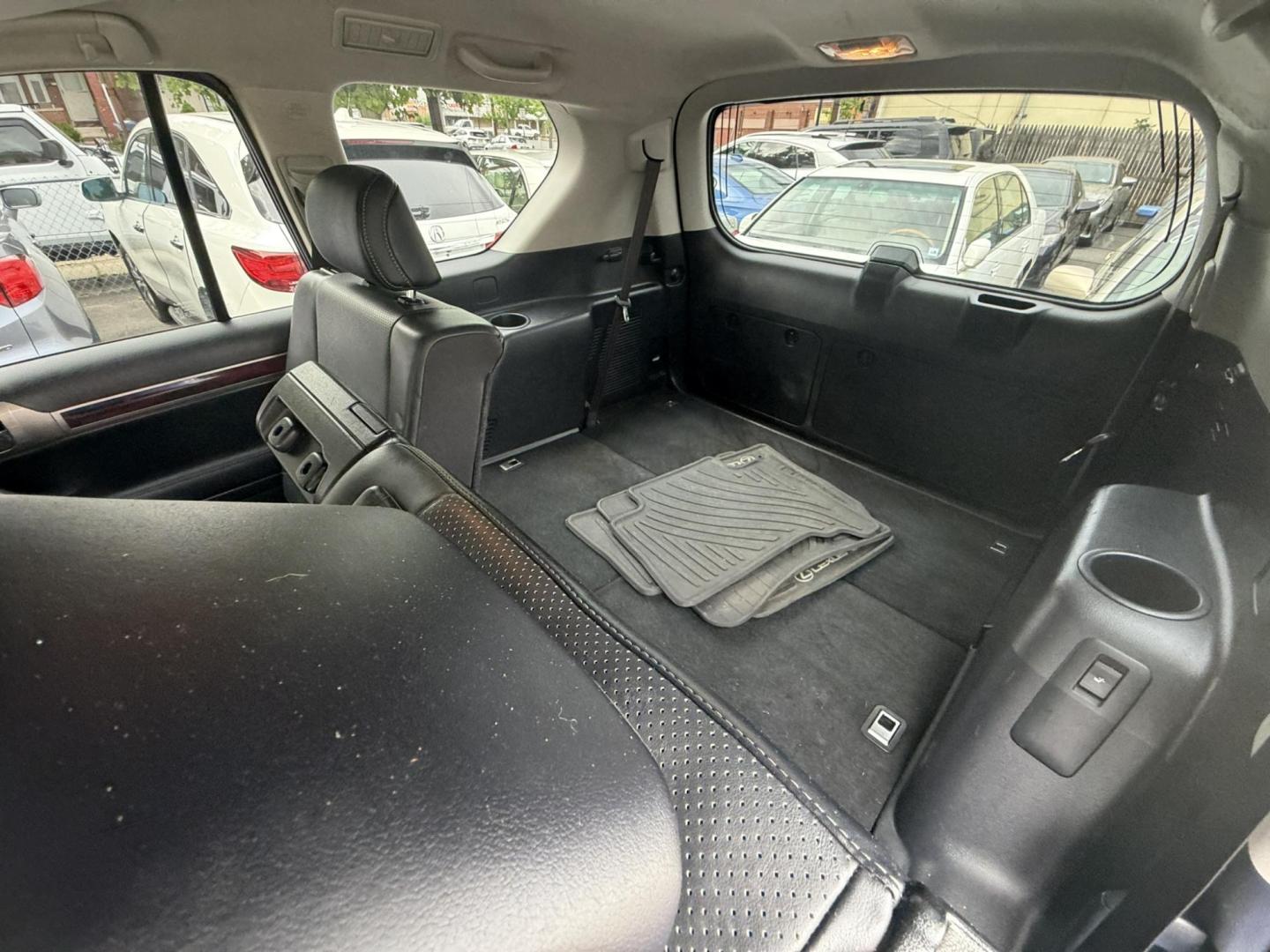2010 SILVER /Black Leather Lexus GX 460 Sport Utility (JTJBM7FX7A5) with an 4.6L V8 DOHC 32V engine, 6-Speed Automatic transmission, located at 1018 Brunswick Ave, Trenton, NJ, 08638, (609) 989-0900, 40.240086, -74.748085 - Here is a really clean GX that has been serviced up regularly throughout its time, Runs and drives like the day it was new and an absolute must see and drive for yourself! This unit will not last long so please set up an appt. w Anthony to see it, 609-273-5100- Photo#20