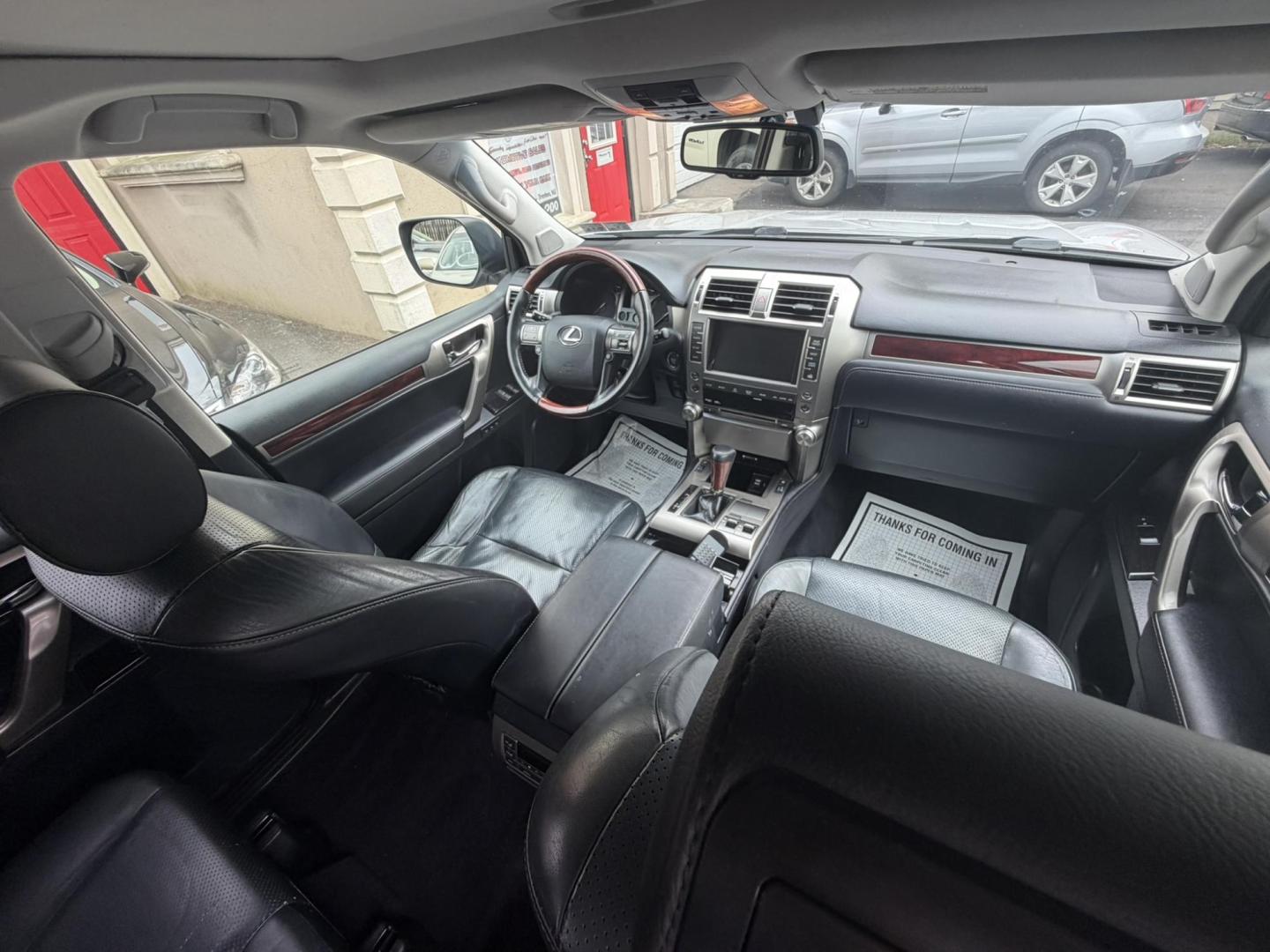 2010 SILVER /Black Leather Lexus GX 460 Sport Utility (JTJBM7FX7A5) with an 4.6L V8 DOHC 32V engine, 6-Speed Automatic transmission, located at 1018 Brunswick Ave, Trenton, NJ, 08638, (609) 989-0900, 40.240086, -74.748085 - Here is a really clean GX that has been serviced up regularly throughout its time, Runs and drives like the day it was new and an absolute must see and drive for yourself! This unit will not last long so please set up an appt. w Anthony to see it, 609-273-5100- Photo#30