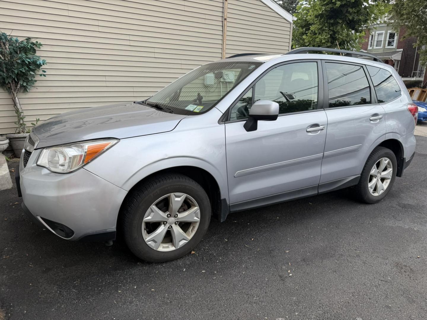 2016 SILVER /Black Subaru Forester 2.5i Premium PZEV CVT (JF2SJADC8GH) with an 2.5L H4 SOHC 16V engine, CVT transmission, located at 1018 Brunswick Ave, Trenton, NJ, 08638, (609) 989-0900, 40.240086, -74.748085 - A real nice Forester Premium that has been serviced regularly throughout its time. Just detailed and ready to go, Please call Anthony to set up an appt. to see and drive it. 609-273-5100- Photo#6