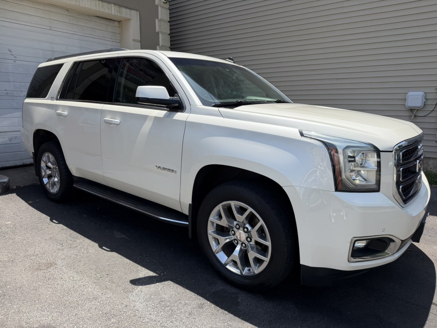 2015 GMC Yukon 4WD SLT's photo