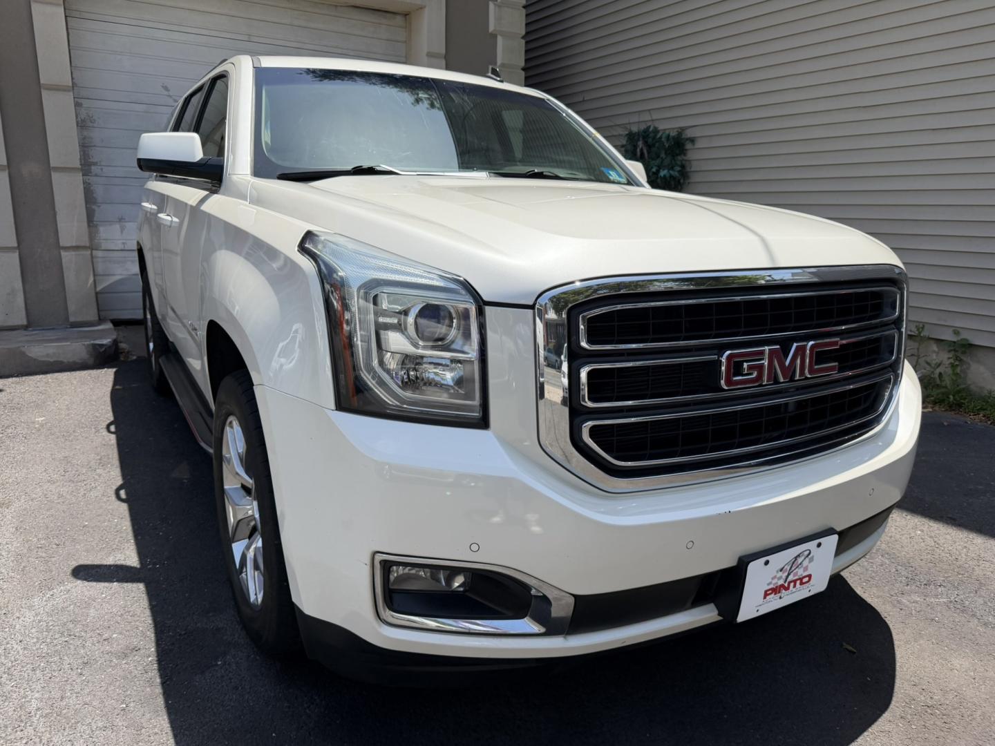 2015 White /Tan GMC Yukon SLT 4WD (1GKS2BKC6FR) with an 5.3L V8 OHV 16V FFV engine, 6-Speed Automatic transmission, located at 1018 Brunswick Ave, Trenton, NJ, 08638, (609) 989-0900, 40.240086, -74.748085 - Here is a super clean and well serviced up GMC Yukon! Fully Loaded and a great color combo for the exterior and interior of this SUV. A must see and drive ASAP as this vehicle will not last long at all, please call Anthony to set up an appt. 609-273-5100- Photo#1