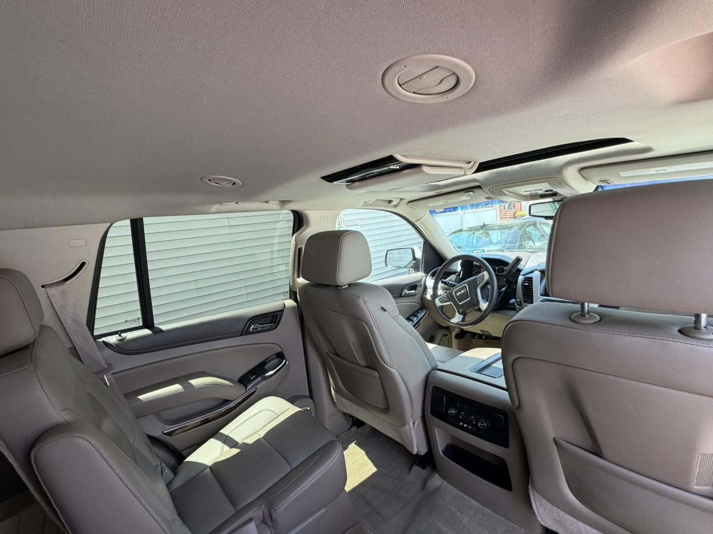 2015 White /Tan GMC Yukon SLT 4WD (1GKS2BKC6FR) with an 5.3L V8 OHV 16V FFV engine, 6-Speed Automatic transmission, located at 1018 Brunswick Ave, Trenton, NJ, 08638, (609) 989-0900, 40.240086, -74.748085 - Here is a super clean and well serviced up GMC Yukon! Fully Loaded and a great color combo for the exterior and interior of this SUV. A must see and drive ASAP as this vehicle will not last long at all, please call Anthony to set up an appt. 609-273-5100- Photo#13
