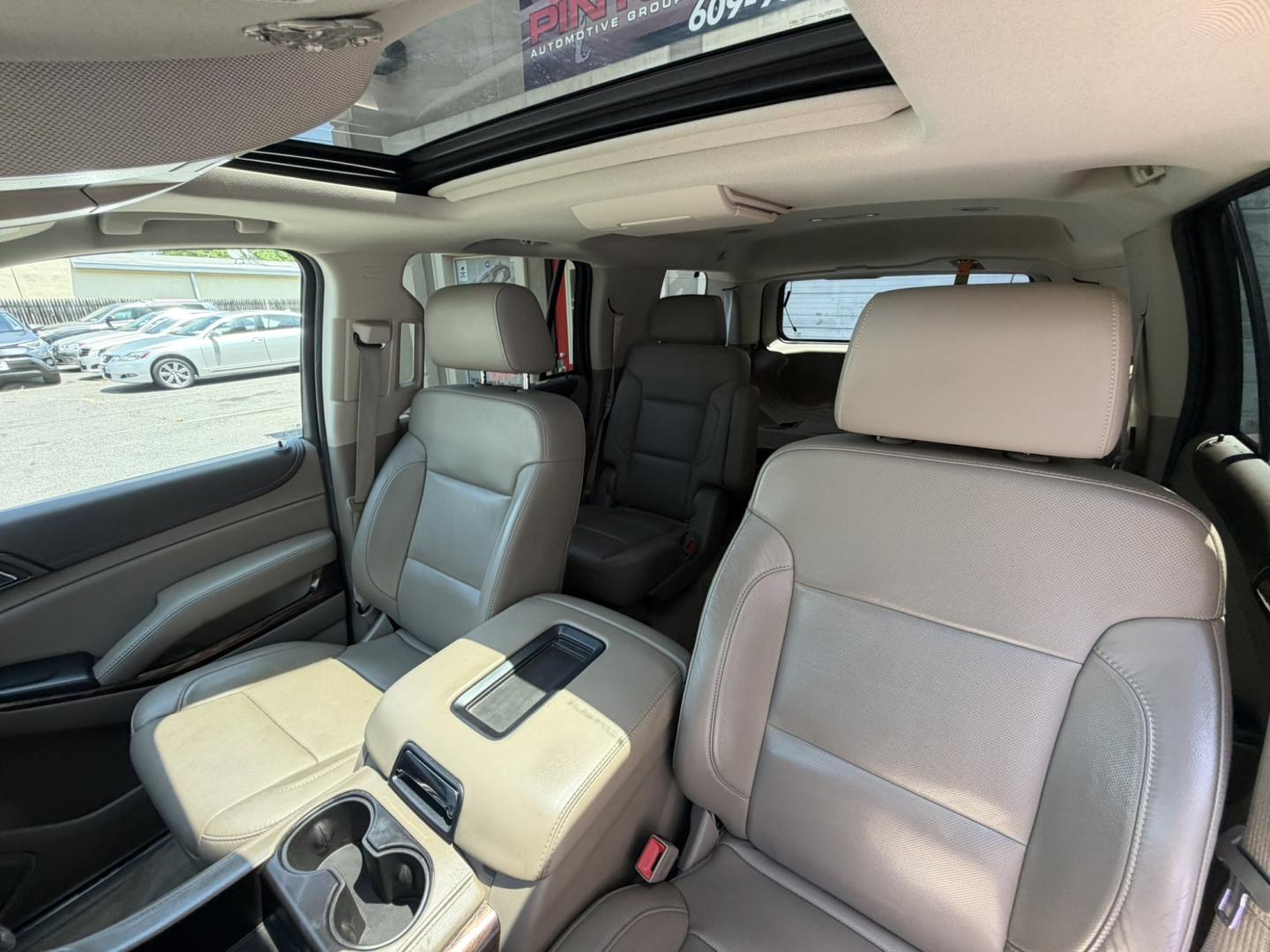 2015 White /Tan GMC Yukon SLT 4WD (1GKS2BKC6FR) with an 5.3L V8 OHV 16V FFV engine, 6-Speed Automatic transmission, located at 1018 Brunswick Ave, Trenton, NJ, 08638, (609) 989-0900, 40.240086, -74.748085 - Here is a super clean and well serviced up GMC Yukon! Fully Loaded and a great color combo for the exterior and interior of this SUV. A must see and drive ASAP as this vehicle will not last long at all, please call Anthony to set up an appt. 609-273-5100- Photo#25