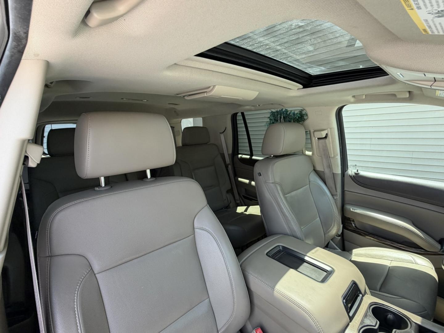 2015 White /Tan GMC Yukon SLT 4WD (1GKS2BKC6FR) with an 5.3L V8 OHV 16V FFV engine, 6-Speed Automatic transmission, located at 1018 Brunswick Ave, Trenton, NJ, 08638, (609) 989-0900, 40.240086, -74.748085 - Here is a super clean and well serviced up GMC Yukon! Fully Loaded and a great color combo for the exterior and interior of this SUV. A must see and drive ASAP as this vehicle will not last long at all, please call Anthony to set up an appt. 609-273-5100- Photo#30