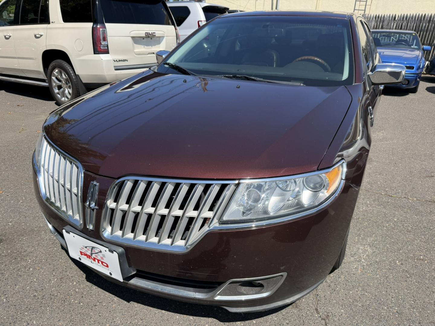 2012 /Black Leather Lincoln MKZ FWD (3LNHL2GC2CR) with an 3.5L V6 DOHC 24V engine, 6A transmission, located at 1018 Brunswick Ave, Trenton, NJ, 08638, (609) 989-0900, 40.240086, -74.748085- Photo#8
