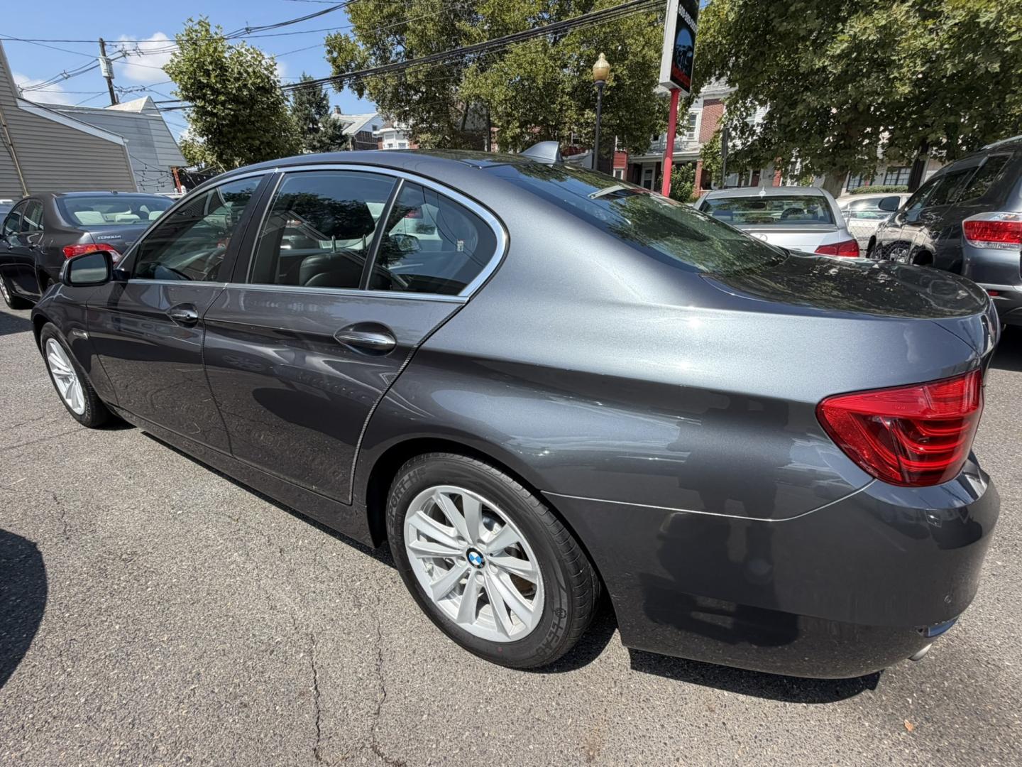 2016 GRAY /Black Leather BMW 5-Series 528i xDrive (WBA5A7C53GG) with an 3.0L L6 DOHC 24V engine, 8A transmission, located at 1018 Brunswick Ave, Trenton, NJ, 08638, (609) 989-0900, 40.240086, -74.748085- Photo#6