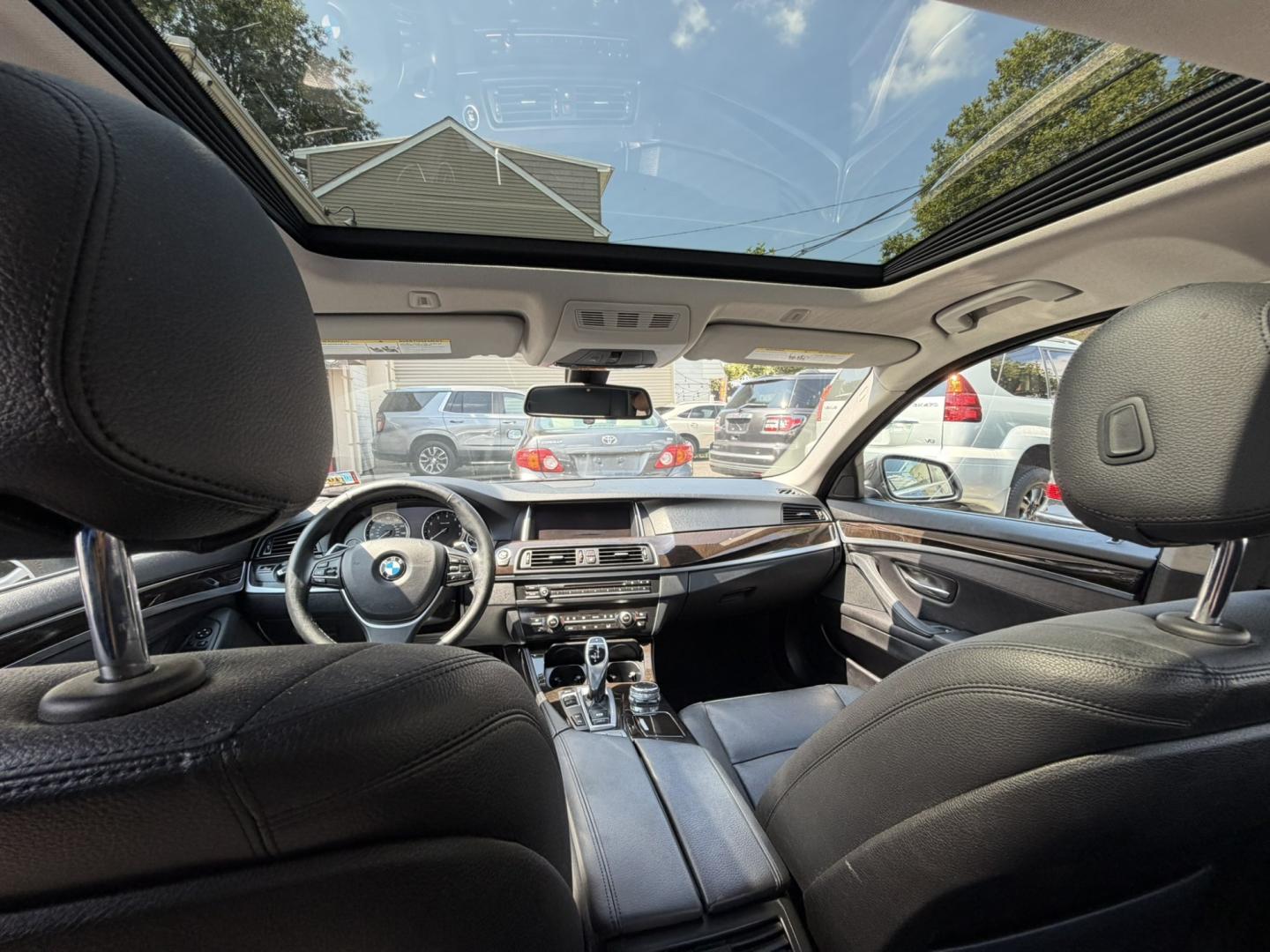 2016 GRAY /Black Leather BMW 5-Series 528i xDrive (WBA5A7C53GG) with an 3.0L L6 DOHC 24V engine, 8A transmission, located at 1018 Brunswick Ave, Trenton, NJ, 08638, (609) 989-0900, 40.240086, -74.748085- Photo#13