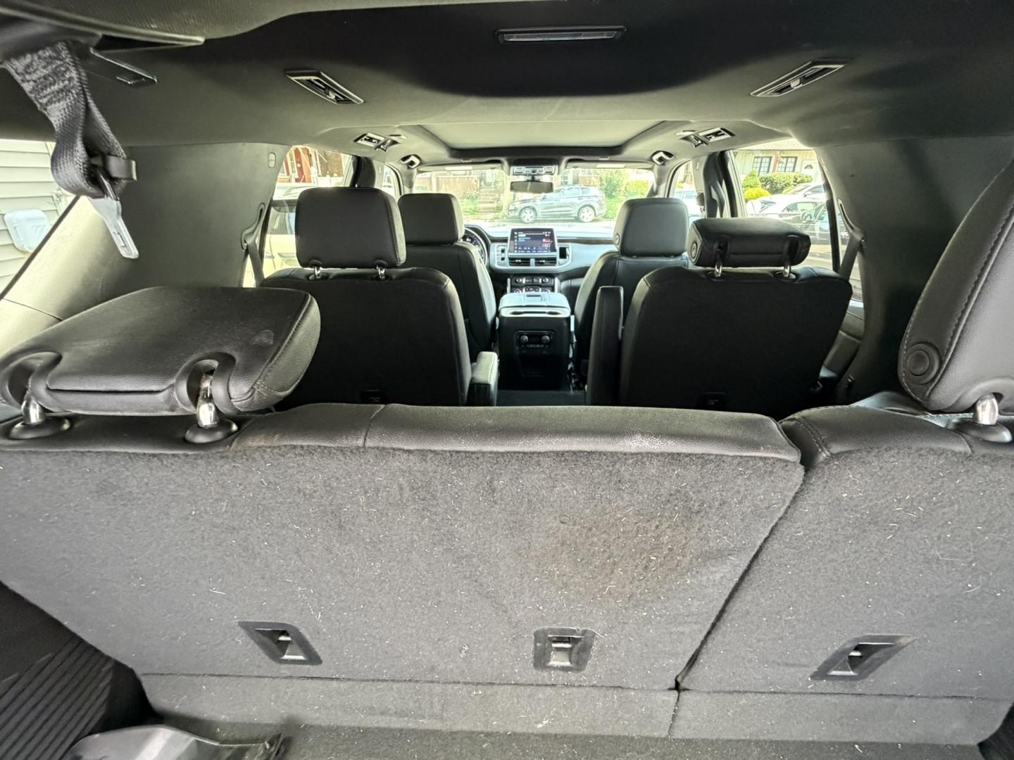 2022 GRAY /Black Leather Chevrolet Tahoe LT 4WD (1GNSKNKD1NR) with an 5.3L V8 OHV 16V engine, 10A transmission, located at 1018 Brunswick Ave, Trenton, NJ, 08638, (609) 989-0900, 40.240086, -74.748085- Photo#7