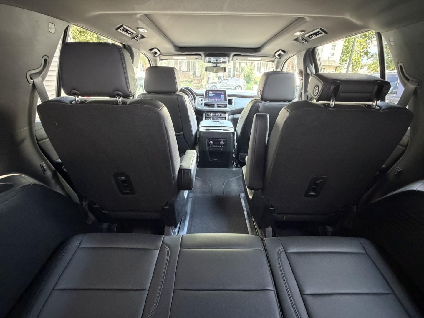 2022 GRAY /Black Leather Chevrolet Tahoe LT 4WD (1GNSKNKD1NR) with an 5.3L V8 OHV 16V engine, 10A transmission, located at 1018 Brunswick Ave, Trenton, NJ, 08638, (609) 989-0900, 40.240086, -74.748085- Photo#9