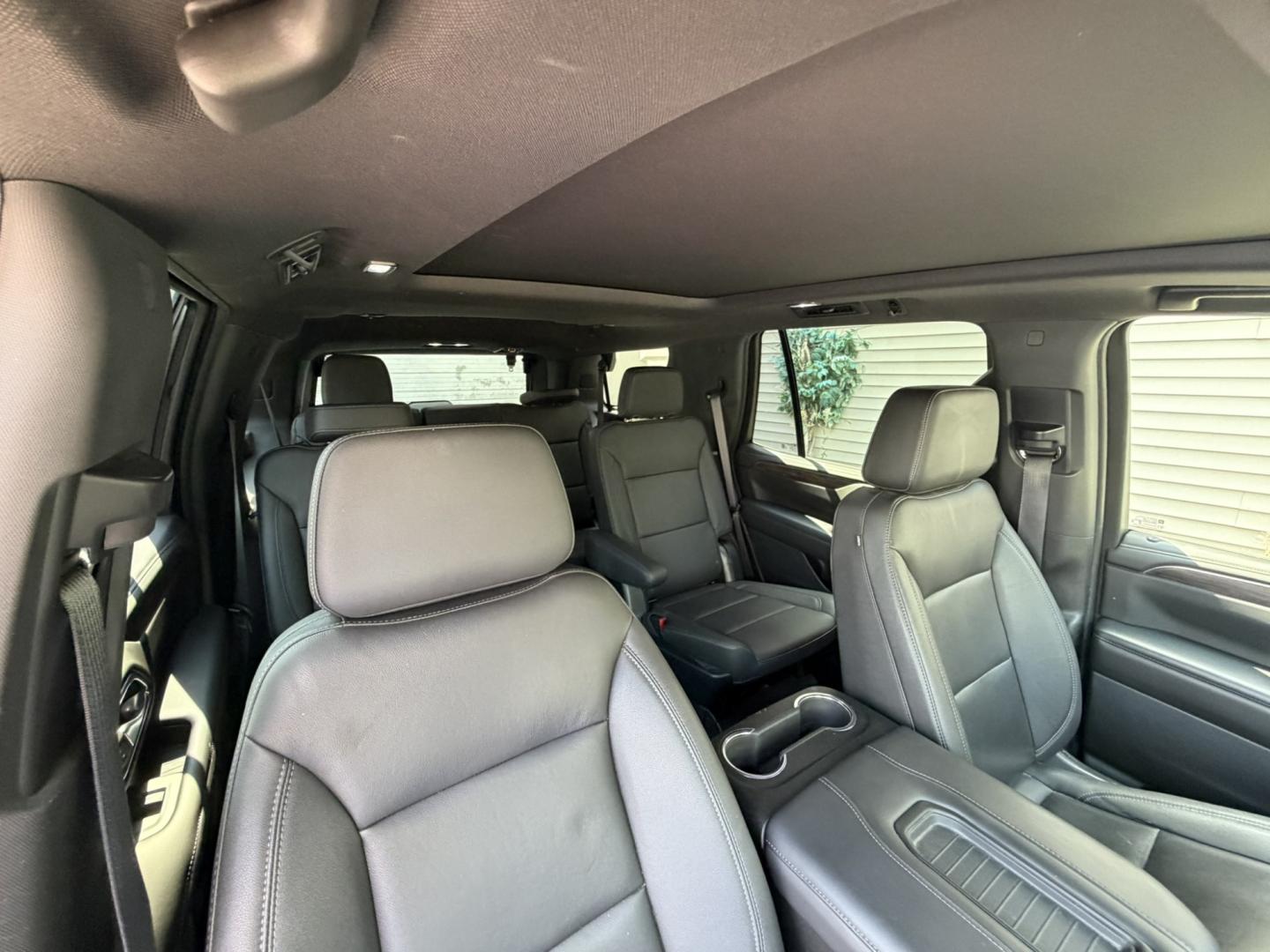 2022 GRAY /Black Leather Chevrolet Tahoe LT 4WD (1GNSKNKD1NR) with an 5.3L V8 OHV 16V engine, 10A transmission, located at 1018 Brunswick Ave, Trenton, NJ, 08638, (609) 989-0900, 40.240086, -74.748085- Photo#19