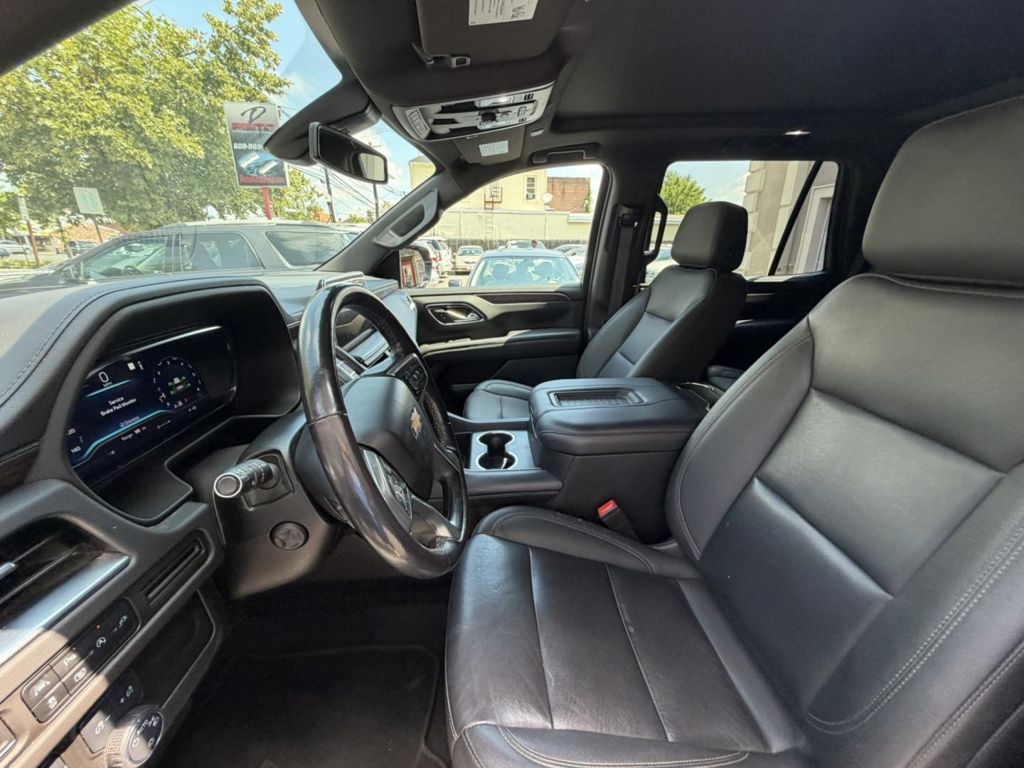 2022 GRAY /Black Leather Chevrolet Tahoe LT 4WD (1GNSKNKD1NR) with an 5.3L V8 OHV 16V engine, 10A transmission, located at 1018 Brunswick Ave, Trenton, NJ, 08638, (609) 989-0900, 40.240086, -74.748085- Photo#21
