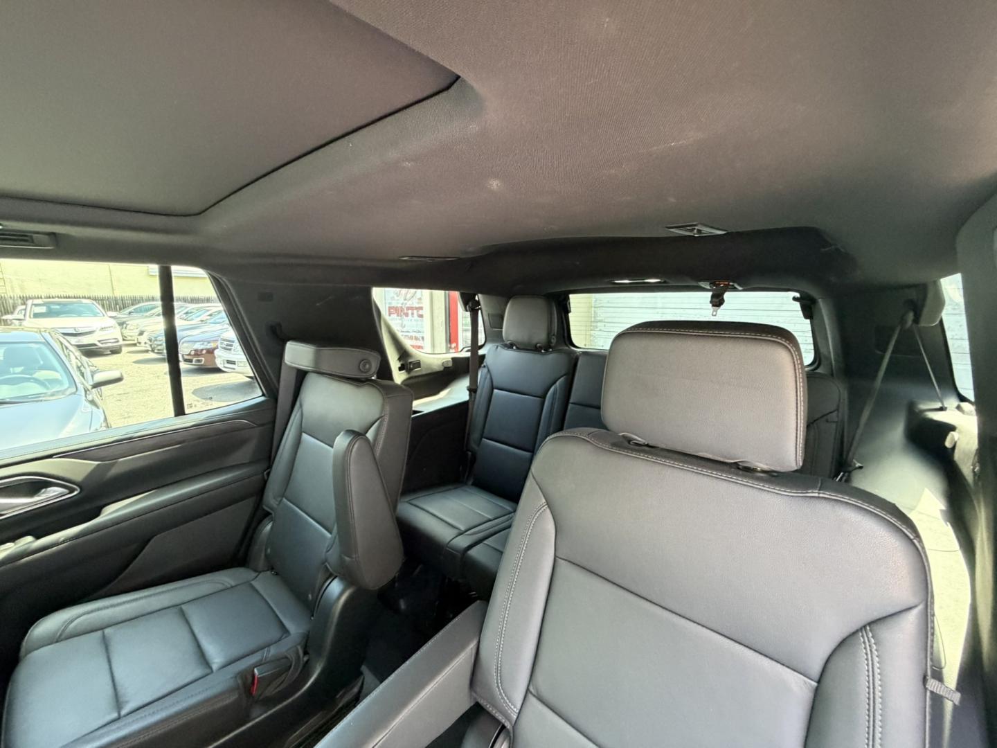 2022 GRAY /Black Leather Chevrolet Tahoe LT 4WD (1GNSKNKD1NR) with an 5.3L V8 OHV 16V engine, 10A transmission, located at 1018 Brunswick Ave, Trenton, NJ, 08638, (609) 989-0900, 40.240086, -74.748085- Photo#30