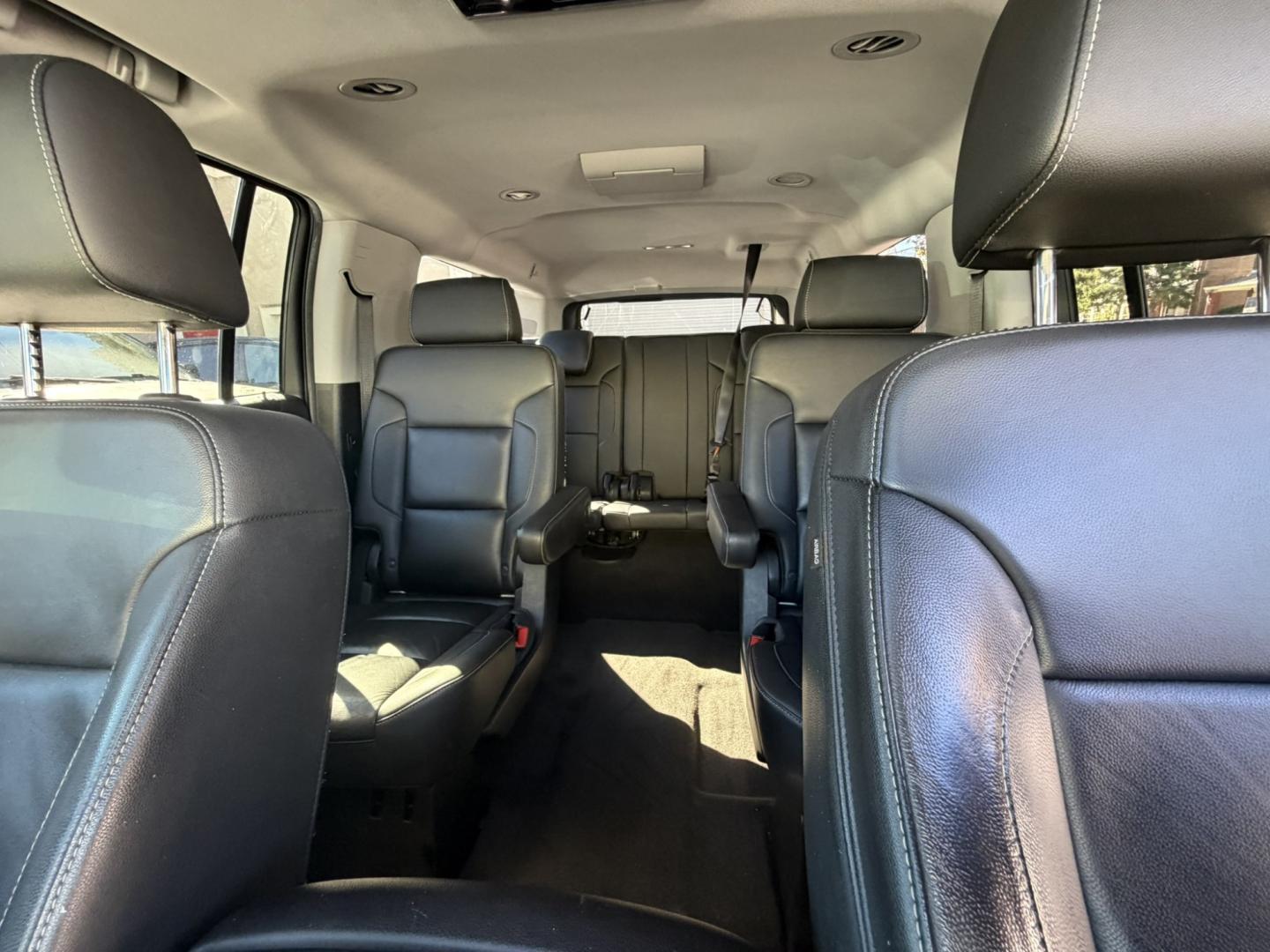 2018 White Chevrolet Suburban LT 4WD (1GNSKHKC8JR) with an 5.3L V8 OHV 16V engine, 6A transmission, located at 1018 Brunswick Ave, Trenton, NJ, 08638, (609) 989-0900, 40.240086, -74.748085- Photo#11