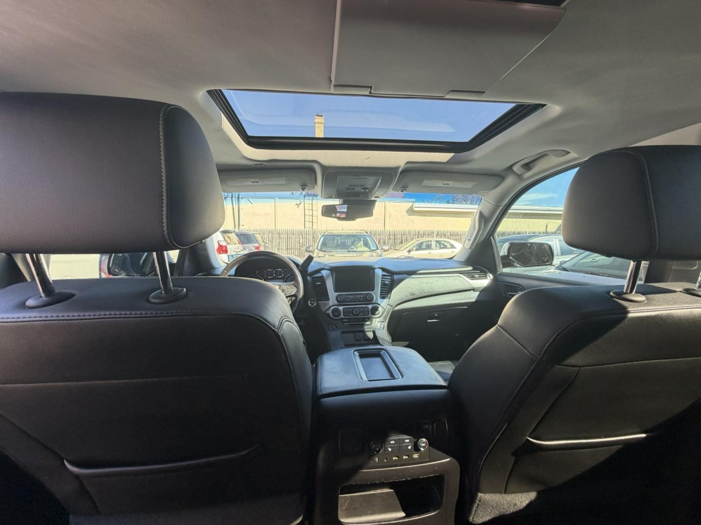 2018 White Chevrolet Suburban LT 4WD (1GNSKHKC8JR) with an 5.3L V8 OHV 16V engine, 6A transmission, located at 1018 Brunswick Ave, Trenton, NJ, 08638, (609) 989-0900, 40.240086, -74.748085- Photo#30