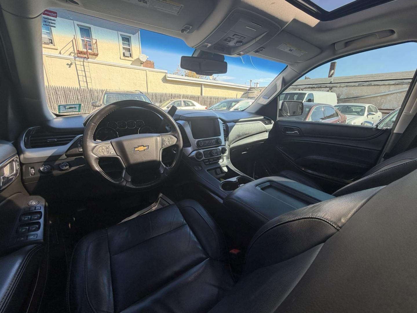 2018 White Chevrolet Suburban LT 4WD (1GNSKHKC8JR) with an 5.3L V8 OHV 16V engine, 6A transmission, located at 1018 Brunswick Ave, Trenton, NJ, 08638, (609) 989-0900, 40.240086, -74.748085- Photo#29