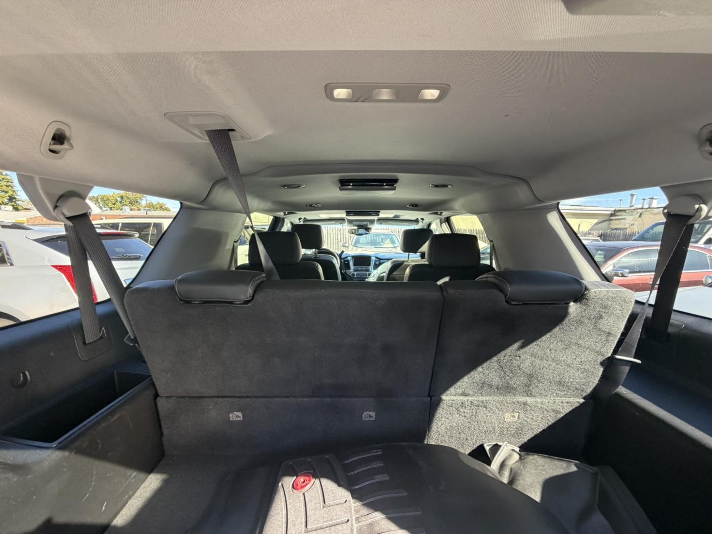 2018 White Chevrolet Suburban LT 4WD (1GNSKHKC8JR) with an 5.3L V8 OHV 16V engine, 6A transmission, located at 1018 Brunswick Ave, Trenton, NJ, 08638, (609) 989-0900, 40.240086, -74.748085- Photo#34